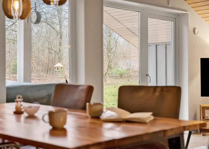 3 Bedroom Stunning In Сasa de vacaciones Give