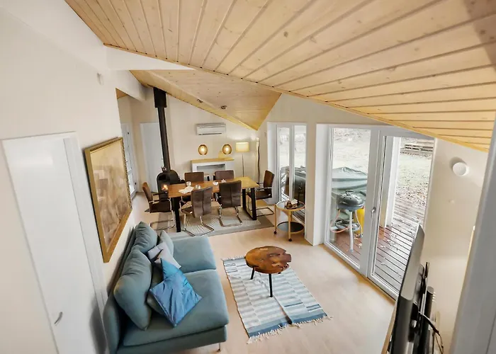 3 Bedroom Stunning In Give