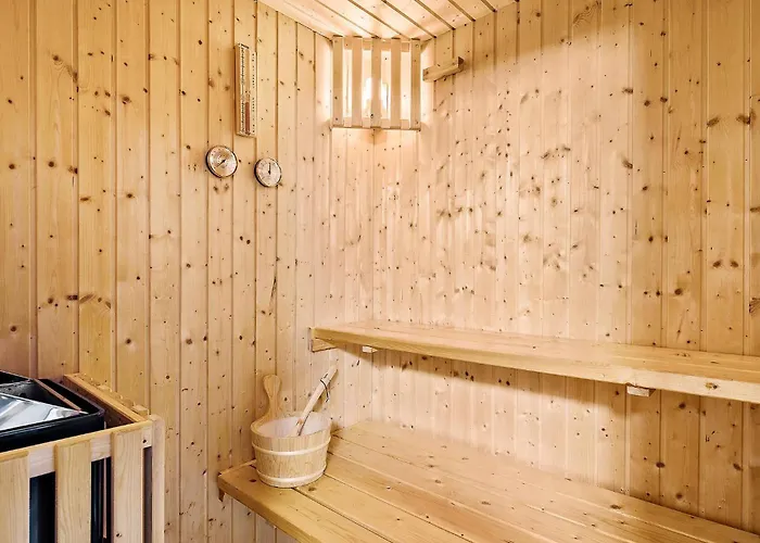 3 Bedroom Stunning In *